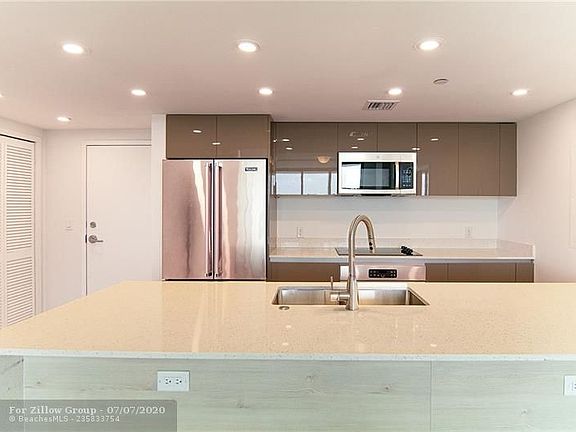 4th image of 13800 Highlands Dr Unit 504