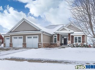 1535 Poplar Ln, North Liberty, IA 52317