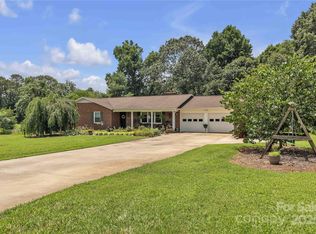 137 Proust Rd, Statesville, NC 28625