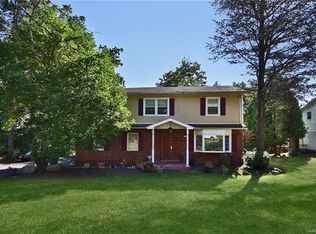 12 Sunny Ridge Rd, Spring Valley, NY 10977