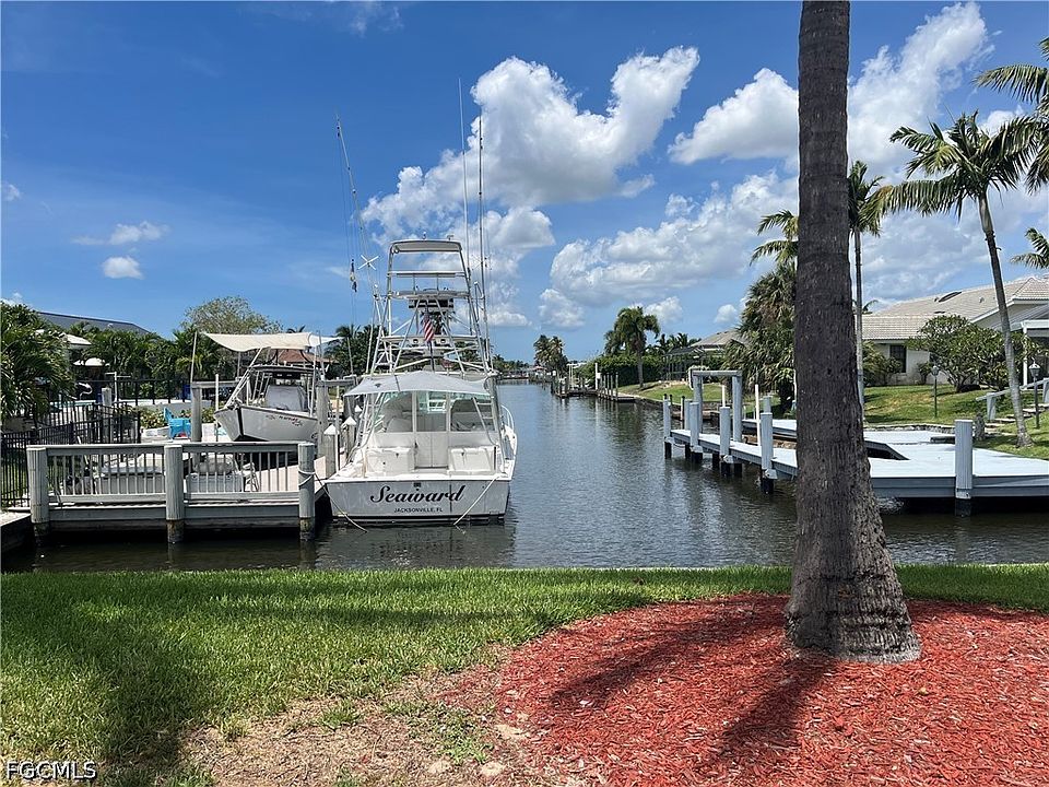 1st image of 9841 Cypress Lake Dr