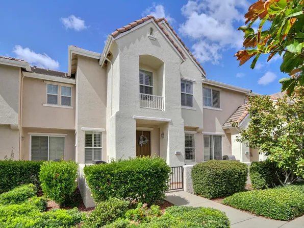 1004 Esplanade Cir, Folsom, CA 95630