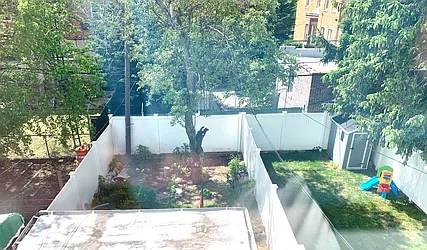 Rented by Luxury Apartments LIC