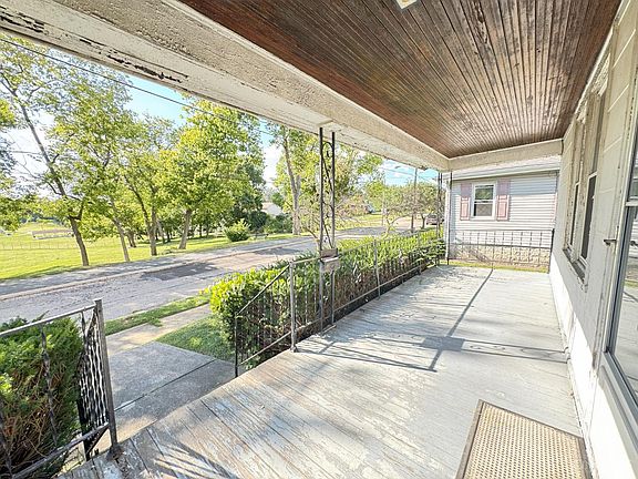 2nd image of 310 Westview Ave
