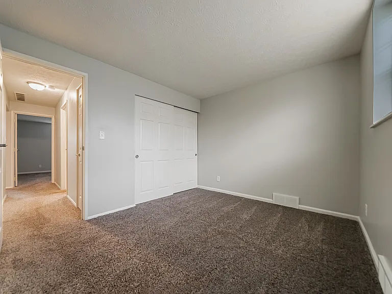 River Run Apartments — Photo 24