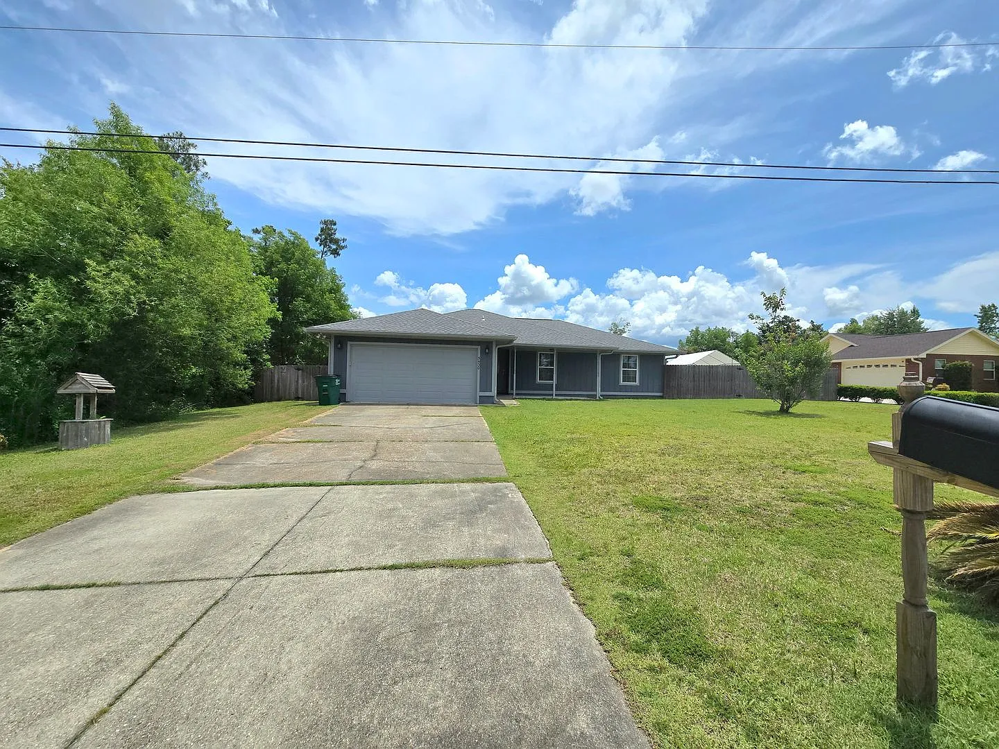 5430 Olympia Dr — Photo 2