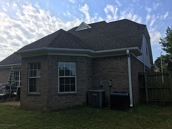 3rd image of 4990 Graham Lake Dr
