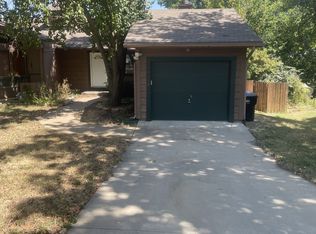 3518 SW Skyline Pkwy, Topeka, KS 66614