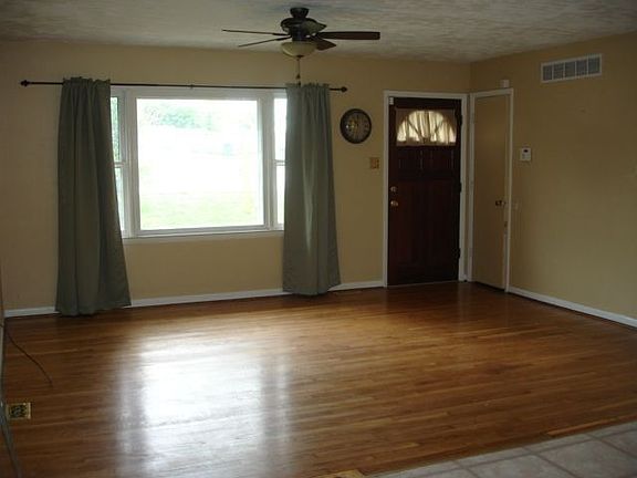 LR-Refinished Hardwood Floors