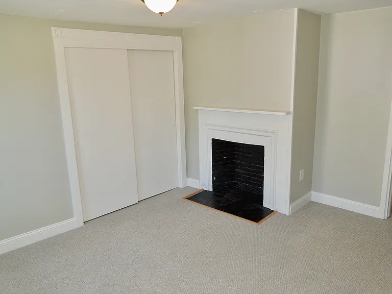 74 Sandwich St #2N — Photo 3