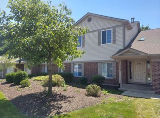 1735 Chesapeake Ln APT 6, Schaumburg, IL 60193