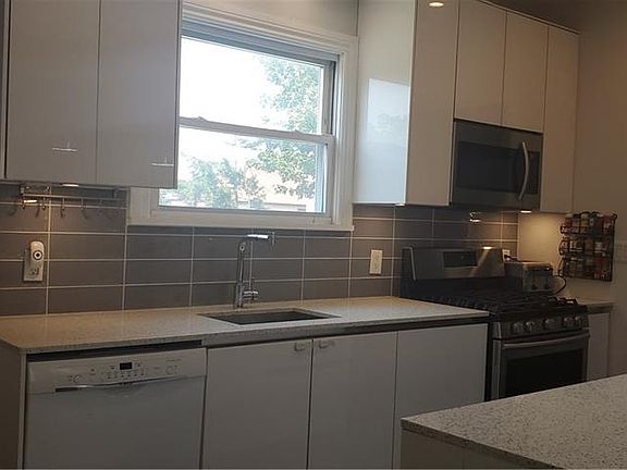 3rd image of 129 Winfred Ave