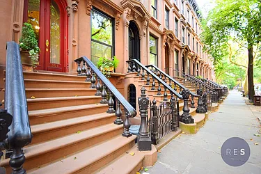 Rented by RES New York