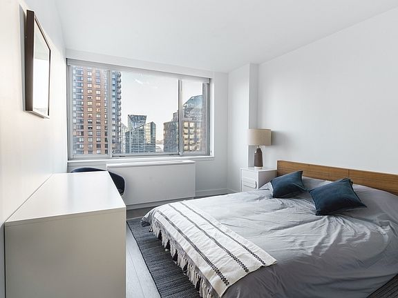 4th image of 101 W End Ave #23A