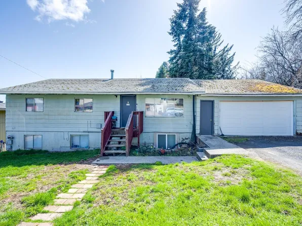325 NW Larry St, Pullman, WA 99163