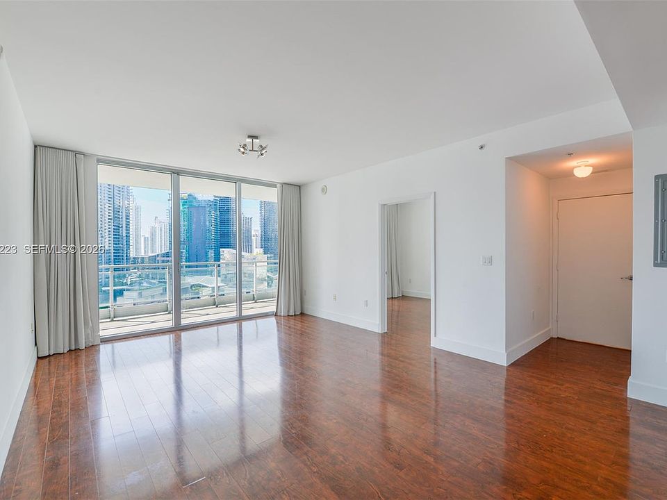 1st image of 90 SW 3rd St APT 2501