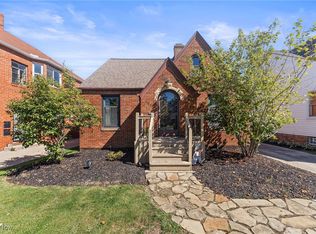 3549 Warren Rd, Cleveland, OH 44111