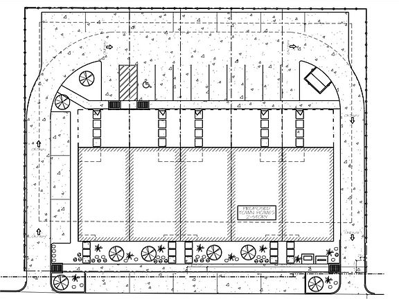 5th image of 142 Watson St