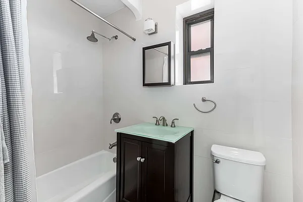 Sold by Compass | media 5