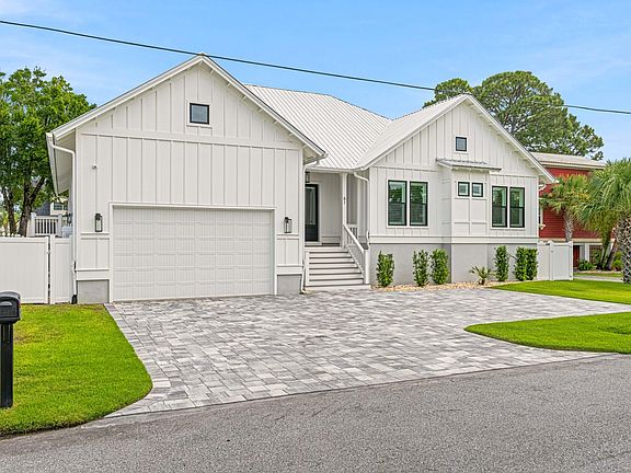 3rd image of 61 Anchor Ln
