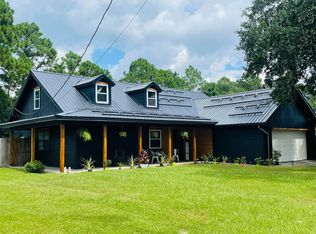 550 E Timberlake Dr, Mary Esther, FL 32569