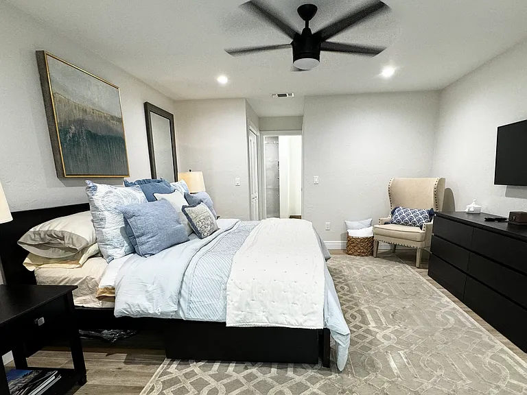 308 Sharwood Dr — Photo 15