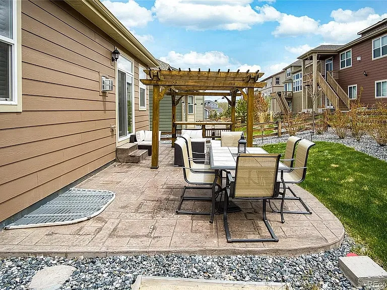 20752 Park Hollow Dr — Photo 32