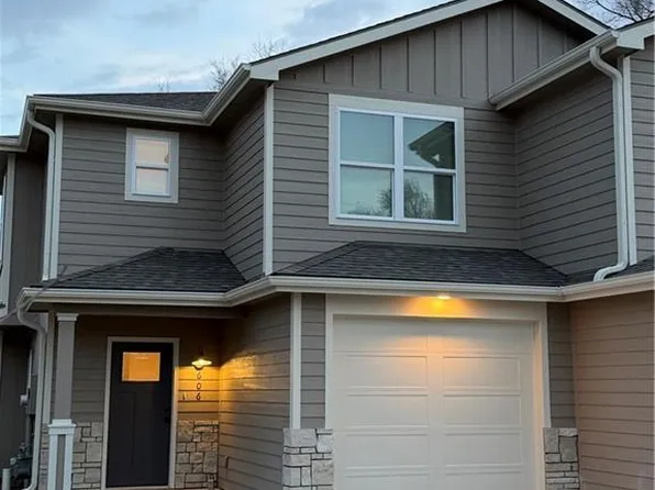 606 North St, Lawrence, KS 66044