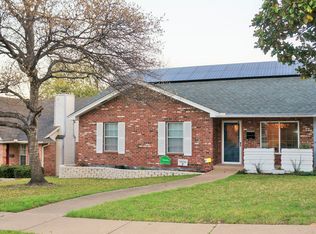 2735 W 10th St, Dallas, TX 75211