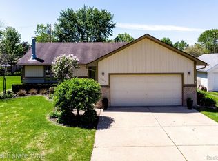 3646 Cone Ave, Rochester Hills, MI 48309