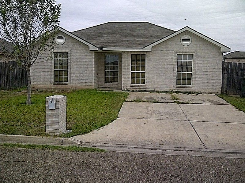 1st image of 3014 Linda Vista Ave