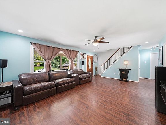 5th image of 16010 Pond Meadow Ln