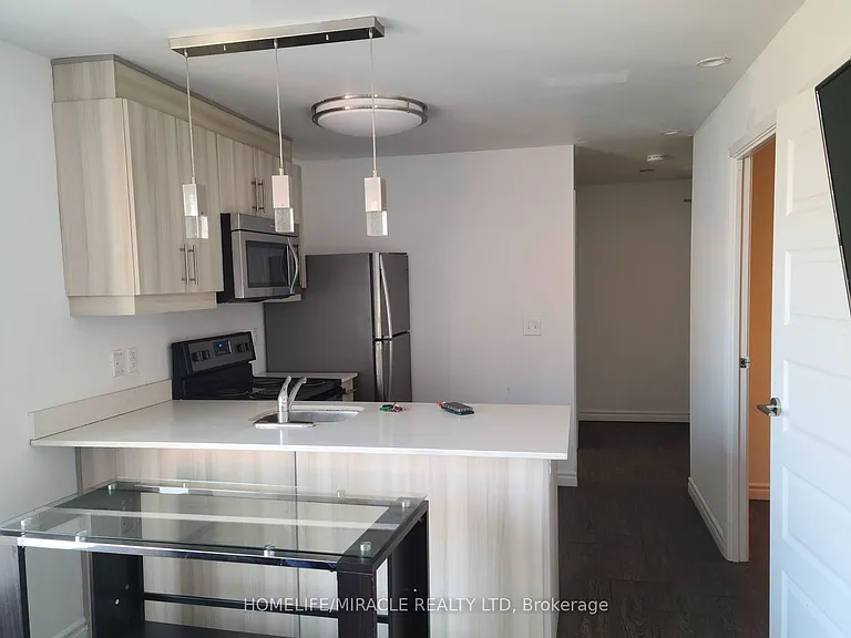 158 King St N #1206 — Photo 4