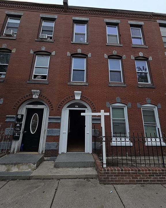 1st image of 247 Washington St