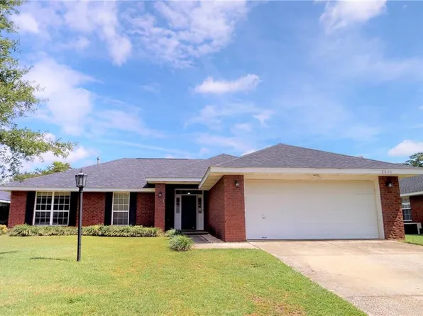 8600 E Anvil Ct, Mobile, AL 36695