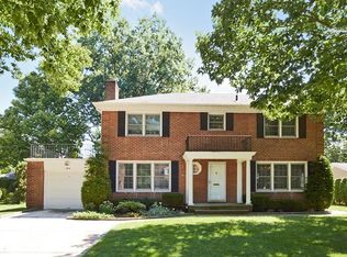 185 Euston Rd, Garden City, NY 11530