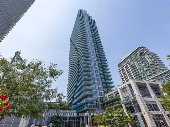 16 Brookers Ln, Toronto, ON