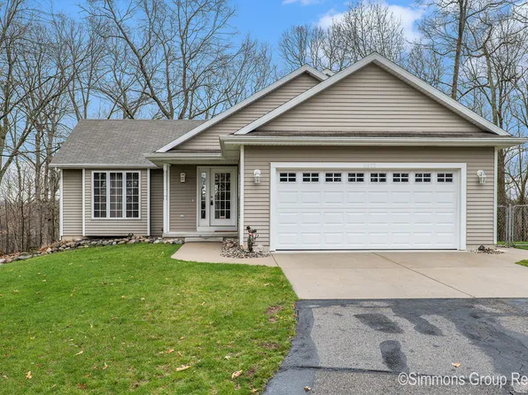 5672 Egypt Valley Ave NE, Belmont, MI 49306
