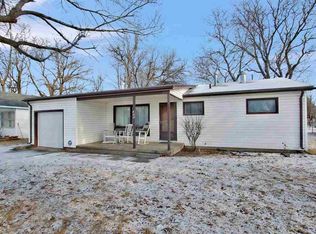 808 N McComas Ave, Wichita, KS 67203