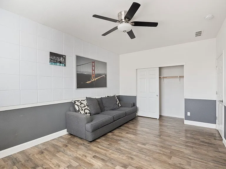 4169 Southampton St #8 — Photo 17