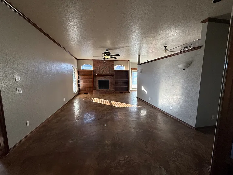 18509 Chestnut Oak Dr — Photo 4