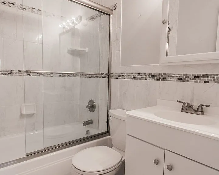 2401 Walnut St #6 — Photo 22