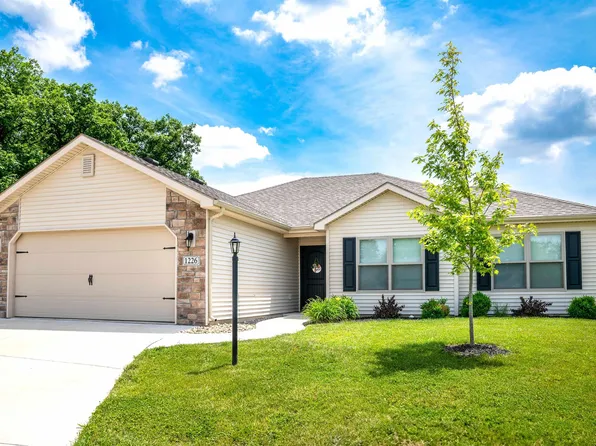 1226 E Ridge Dr, Decatur, IN 46733