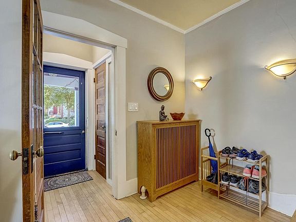 4th image of 2114 E Edgewood Ave