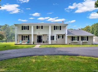 1545 Rulane Dr, Lapeer, MI 48446