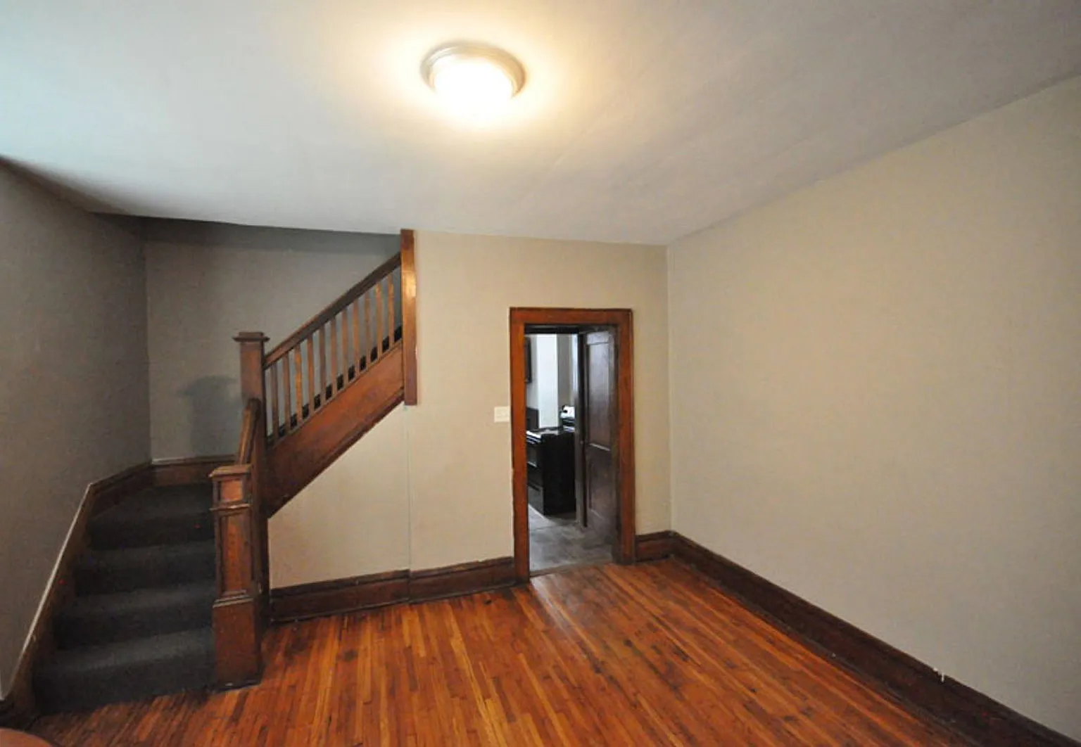 3 bed, 1.0 bath, $2,295 — Photo 2