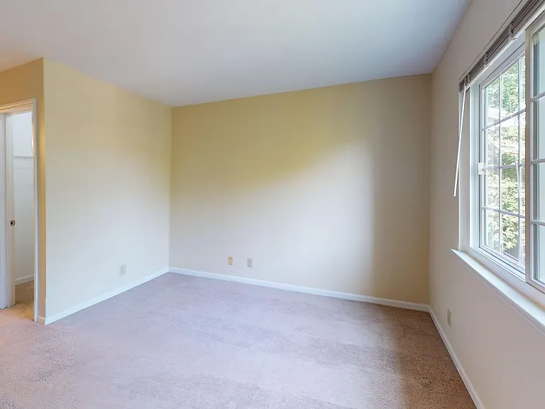10823 Hampton Mill Ter #320 — Photo 7