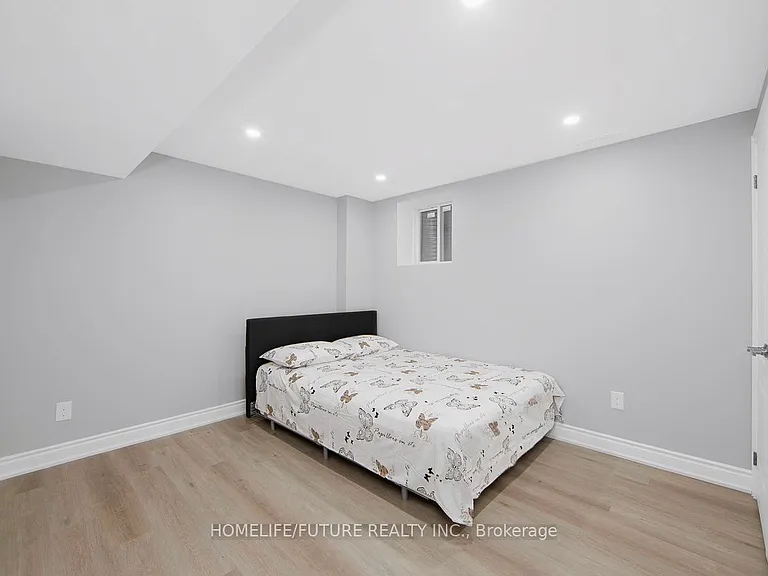230 Ellis Cres #BASEMENT — Photo 14