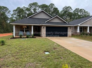 2955 N 14th Ave, Milton, FL 32583