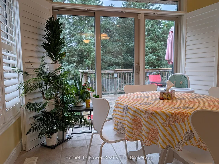 228 The Lions Gate — Photo 13